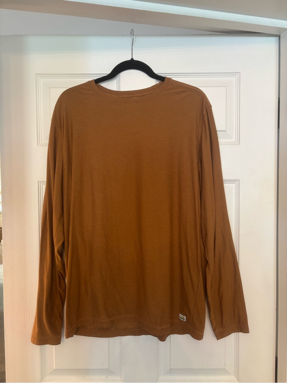 Vuori Men's Strato Tech Long-Sleeve Shirt - Orange